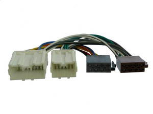  Volvo 850 /0 960 / S40 / V40 / S70 / V70 - ISO csatlakoz? 552082 Autó specifikus ISO csatlakozó